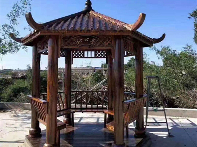 防腐木凉亭建造